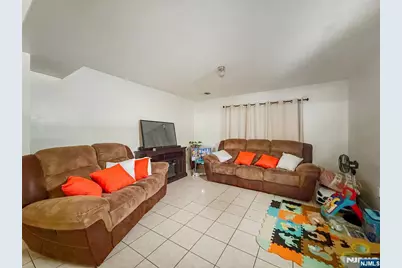 338 S 10th Street, Newark, NJ 07103 - Photo 6