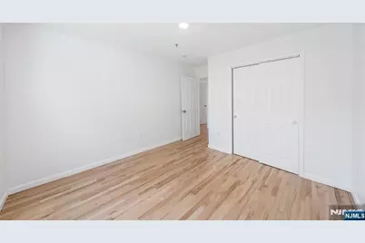 338 S 10th Street, Newark, NJ 07103 - Photo 16