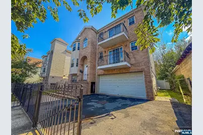 338 S 10th Street, Newark, NJ 07103 - Photo 4