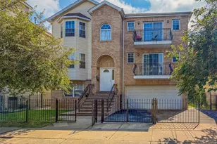 338 S 10th St, Newark, NJ 07103 - Photo 1