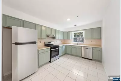 338 S 10th Street, Newark, NJ 07103 - Photo 26