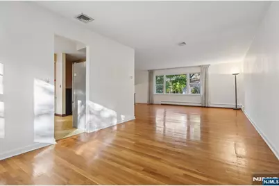 501 Terhune Terrace, Wyckoff Township, NJ 07481 - Photo 18