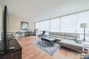 918 Hudson Park, Edgewater, NJ 07020 - Photo 18