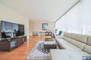 918 Hudson Park, Edgewater, NJ 07020 - Photo 16