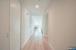 918 Hudson Park, Edgewater, NJ 07020 - Photo 8