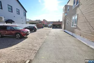 125-129 Malvern St, Newark, NJ 07105 - Photo 6
