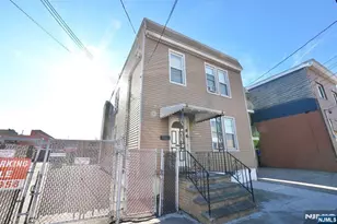 125-129 Malvern St, Newark, NJ 07105 - Photo 4
