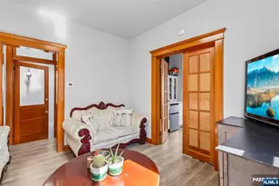390 Delano Pl, Fairview, NJ 07022 - Photo 6