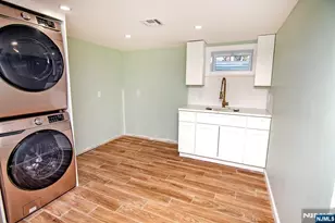25 Windsor Dr, Dumont, NJ 07628 - Photo 34
