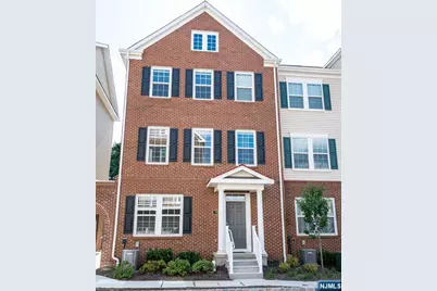 78 Landmark Lane 78 #78, Fair Lawn, NJ 07410 - Photo 2
