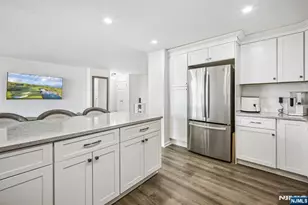 1 Claridge Dr 726, Verona, NJ 07044 - Photo 8