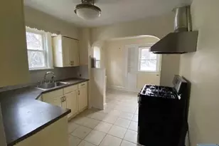983 Grace Terrace, Teaneck Township, NJ 07666 - Photo 10
