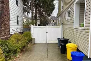 983 Grace Terrace, Teaneck Township, NJ 07666 - Photo 4