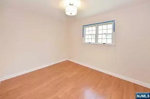 89 Crescent Ave, Wyckoff Township, NJ 07481 - Photo 12