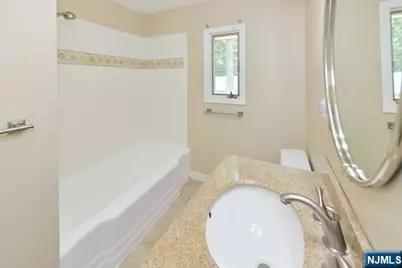 89 Crescent Avenue, Wyckoff Township, NJ 07481 - Photo 16