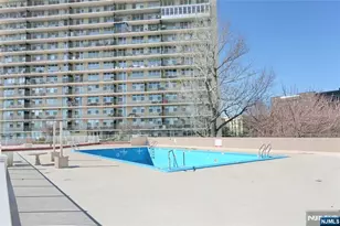 6040 Blvd E 21J, West New York, NJ 07093 - Photo 16