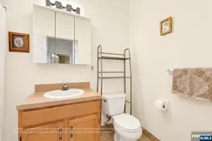 6412 Richmond Road 412, West Milford, NJ 07480 - Photo 12