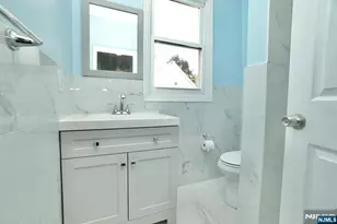 678 Highland Ave, Newark, NJ 07104 - Photo 18