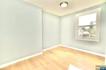 678 Highland Avenue, Newark, NJ 07104 - Photo 10