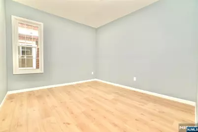 678 Highland Avenue, Newark, NJ 07104 - Photo 14