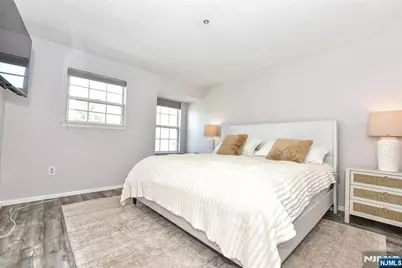 1069 Cambridge Court, Mahwah, NJ 07430 - Photo 22