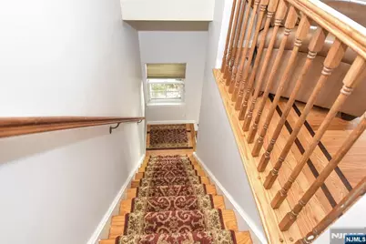 1069 Cambridge Court, Mahwah, NJ 07430 - Photo 6
