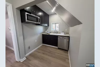 37 Mapes Avenue 3 #3, Newark, NJ 07112 - Photo 10