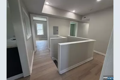 37 Mapes Avenue 3 #3, Newark, NJ 07112 - Photo 6