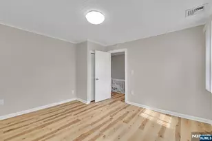 245 Kingsland Ave, Lyndhurst Township, NJ 07071 - Photo 32