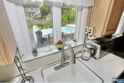 163 Monroe Avenue, River Edge, NJ 07661 - Photo 12