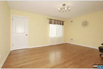 163 Monroe Avenue, River Edge, NJ 07661 - Photo 22