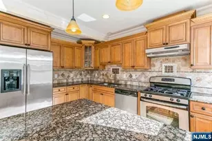 11 Blanche Ave 2nd Floor, Demarest, NJ 07627 - Photo 6