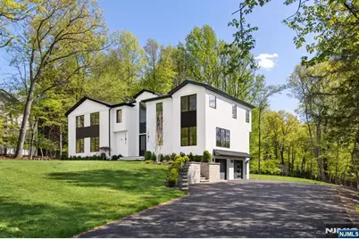 36 Hampshire Hill Road, Upper Saddle River, NJ 07458 - Photo 2