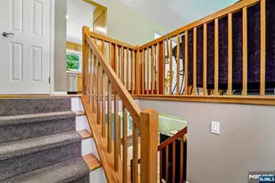44 Brookwood Dr, Mahwah, NJ 07430 - Photo 8