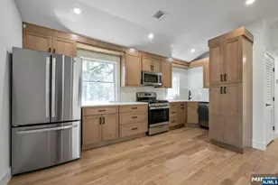 399 Gilbert Street Second Floor, Ridgewood, NJ 07450 - Photo 6
