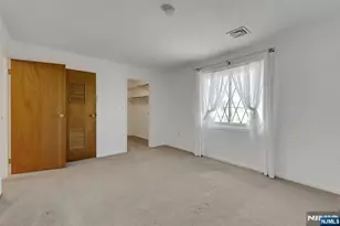 846 Riverside 202, Lyndhurst Township, NJ 07071 - Photo 16