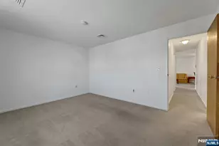 846 Riverside 202, Lyndhurst Township, NJ 07071 - Photo 18