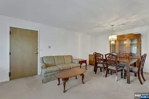 846 Riverside 202, Lyndhurst Township, NJ 07071 - Photo 8