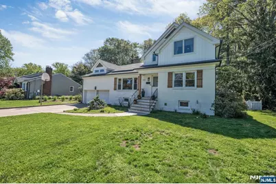 433 Piermont Road, Cresskill, NJ 07626 - Photo 2