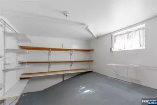 141 Henry St, Hasbrouck Heights, NJ 07604 - Photo 36