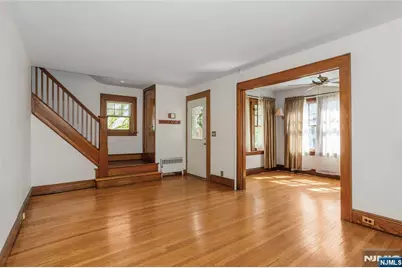 141 Henry Street, Hasbrouck Heights, NJ 07604 - Photo 8
