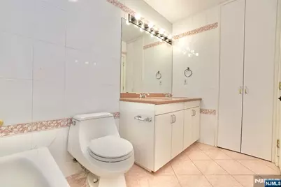 5 Horizon 203 #203, Fort Lee, NJ 07024 - Photo 20