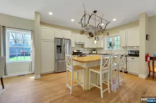 317 Stag Hill Rd, Mahwah, NJ 07430 - Photo 10