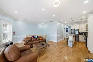 245 Jewett Ave, Jersey City, NJ 07304 - Photo 4