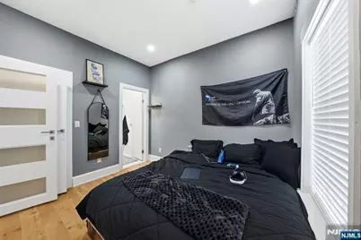 245 Jewett Avenue, Jersey City, NJ 07304 - Photo 12