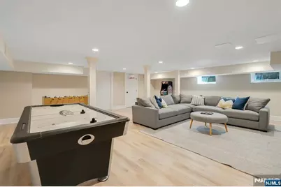 212 Midland Avenue, Montclair, NJ 07042 - Photo 36