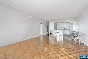 6 Horizon 2405, Fort Lee, NJ 07024 - Photo 12