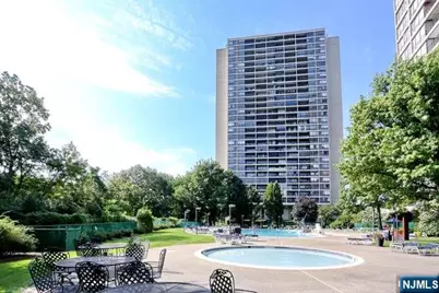 6 Horizon 2405 #2405, Fort Lee, NJ 07024 - Photo 30