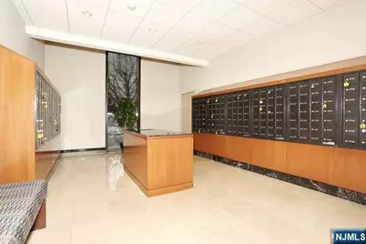 6 Horizon 2405 #2405, Fort Lee, NJ 07024 - Photo 40