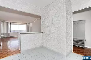 6 Horizon 2405, Fort Lee, NJ 07024 - Photo 10